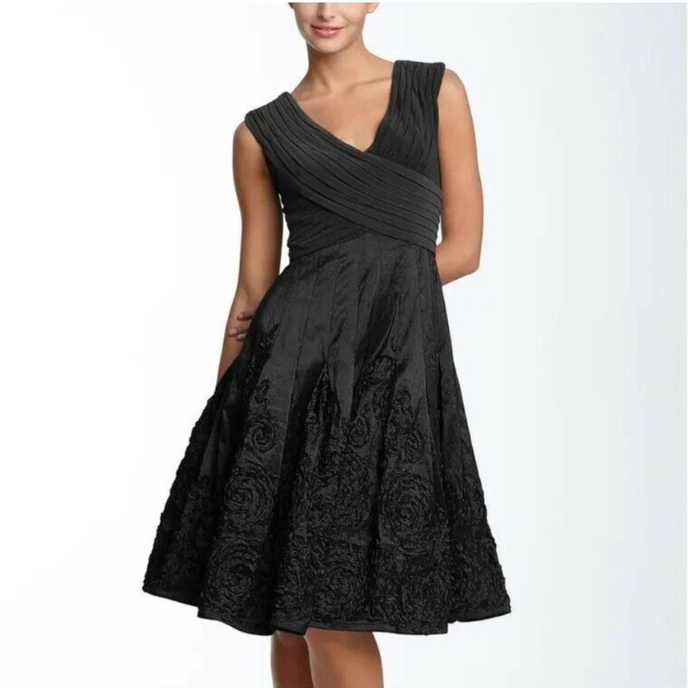Adrianna Papell Fit & Flare Taffeta Cocktail Formal Dress Size 14